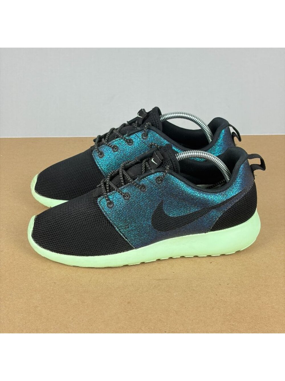Nike Roshe Run Teal Vapor Iridescent Athletic Shoes Womens 7 Blue Black Green